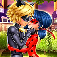 Miraculous Ladybug Kiss Game